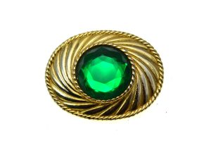 Brosa Ungaro vintage, aurita, decorata Emerald Green Crystal, este o piesa care iti accentueaza stilul si gustul desavarsit.